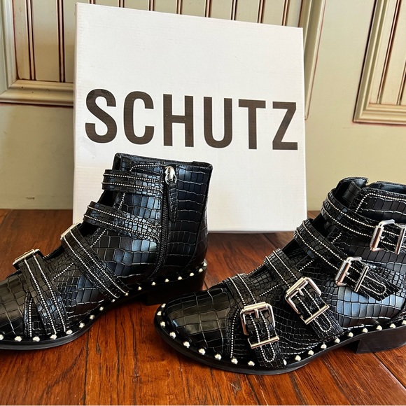 Brand New in Box Schultz Darcey Leather Croco Boots 6B with Studs - Picture 2 of 10